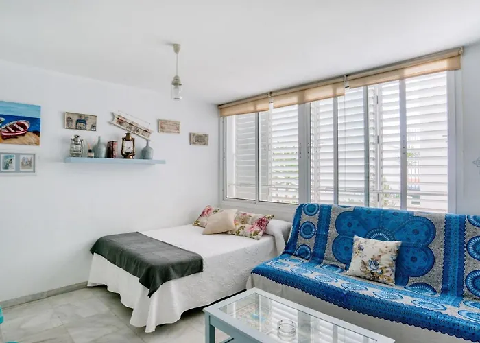 Simplistic Holiday In Cadiz Near The Beach *