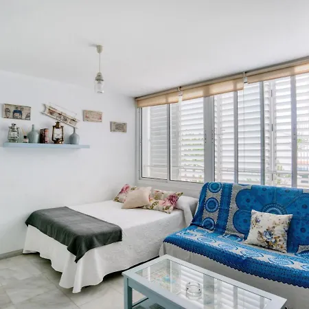 Simplistic Holiday In Cadiz Near The Beach *